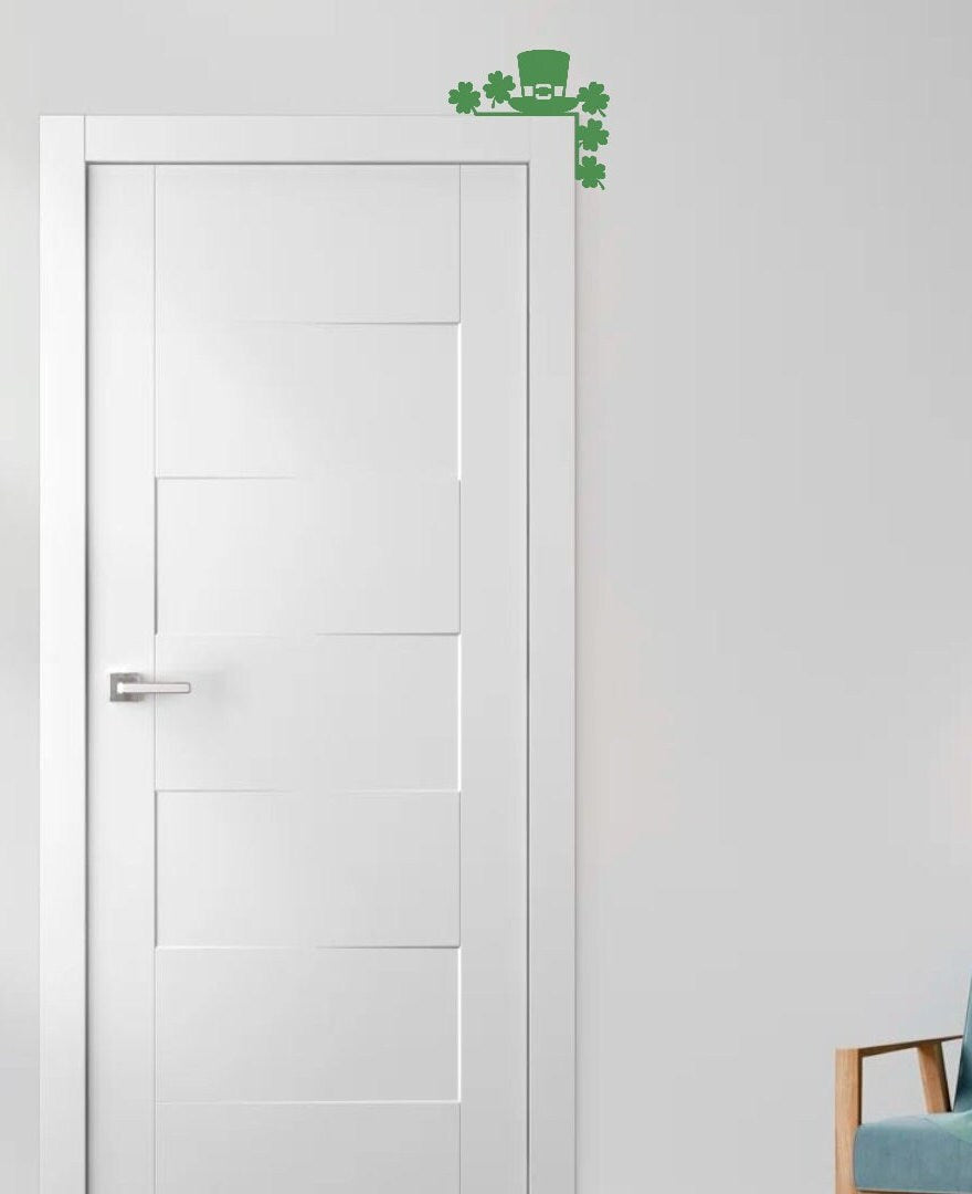 St Patrick's Day Door Topper | Four Leaf Clover | Horseshoe | Luck of the Irish | Lucky | Green | Door Trim | Leprechaun | Pot of Gold178